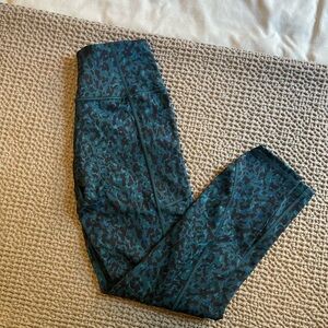 Victoria's Secret 7/8 Length Teal and Black Cheetah Print Patterned Leggings